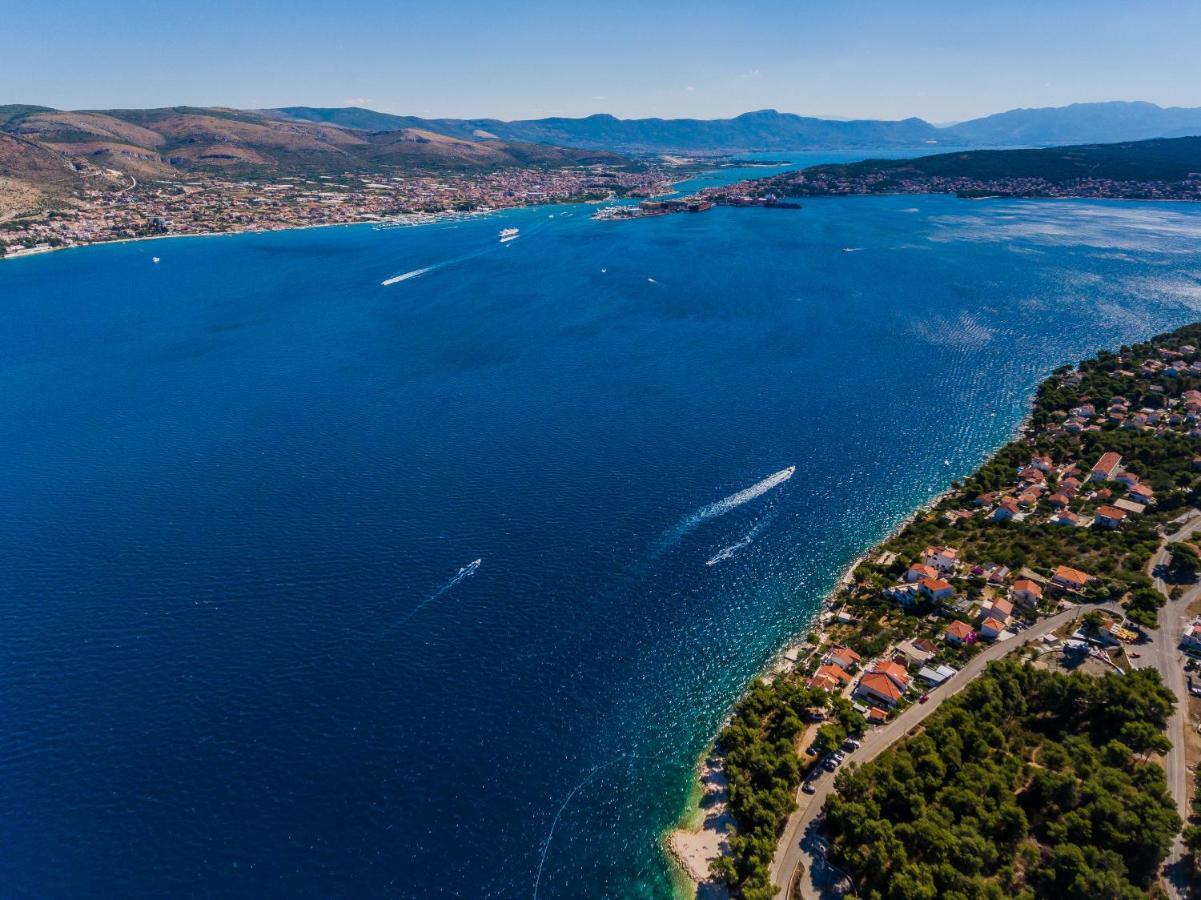 Apartments Mare Trogir Exterior photo