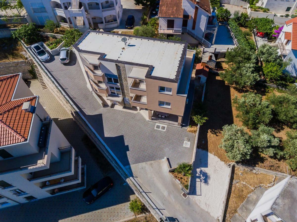 Apartments Mare Trogir Exterior photo