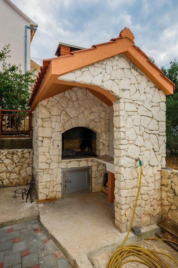 Apartments Mare Trogir Exterior photo