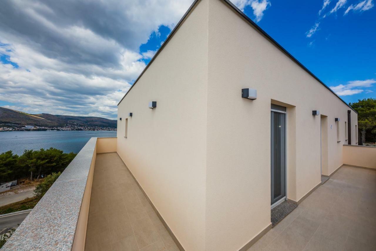 Apartments Mare Trogir Exterior photo