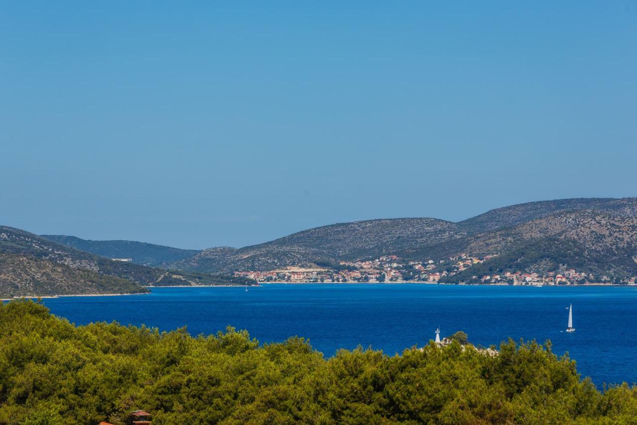 Apartments Mare Trogir Exterior photo